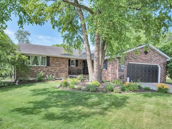 235 Fox Trail Ct, Bourbonnais, IL 60914