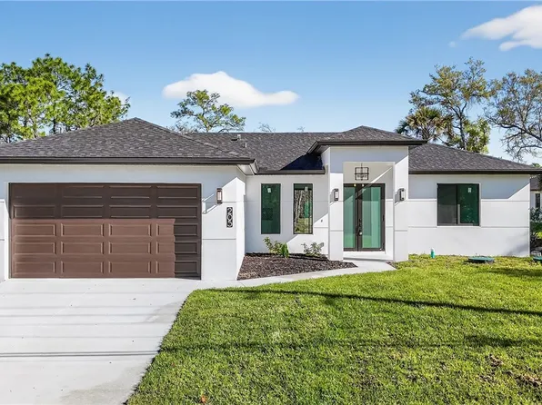 205 E 15th St, Lehigh Acres, FL 33972