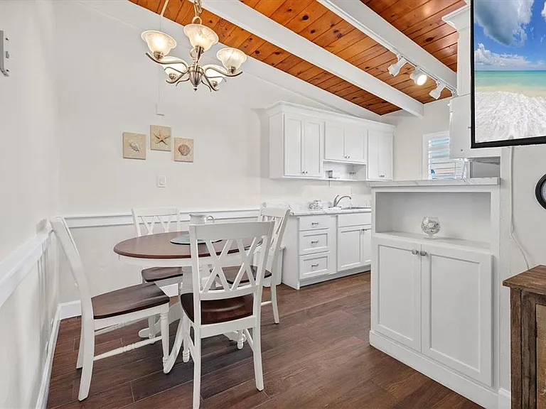 6006 Midnight Pass Rd #15 — Photo 12