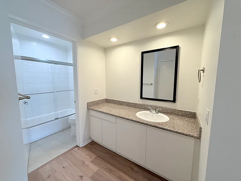 11347 Nebraska Ave — Photo 10