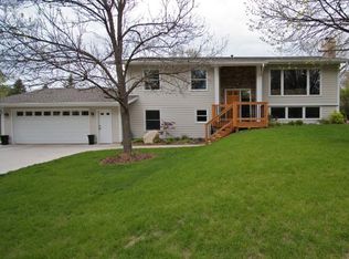 17008 Stodola Rd, Minnetonka, MN 55345
