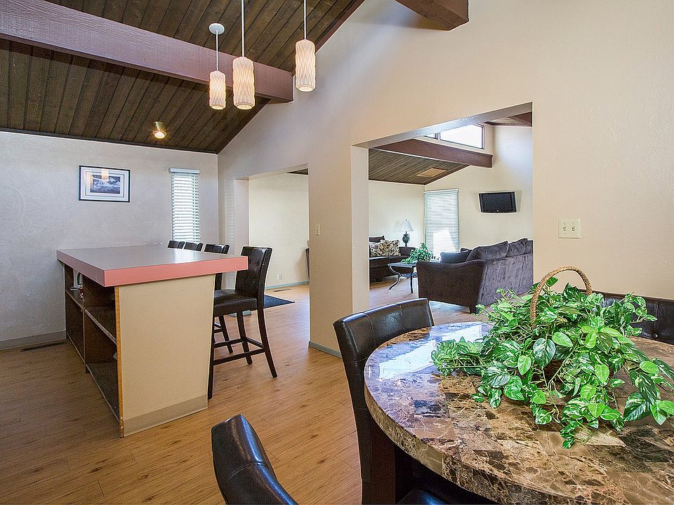 Fir Tree_CS_Spring2014_03