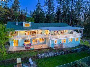 1206 SE Hawthorne Dr, Roseburg, OR