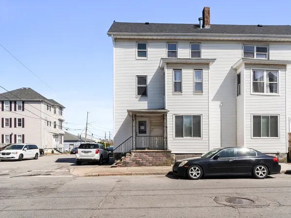 916-922 Rodman St, Fall River, MA 02721