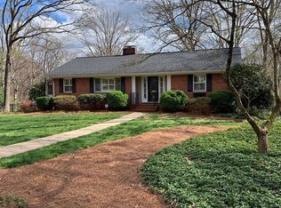 1167 Huntingdon Rd, Winston Salem, NC 27104