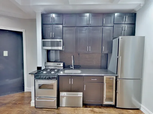 5 West 103rd Street image 1 of 3