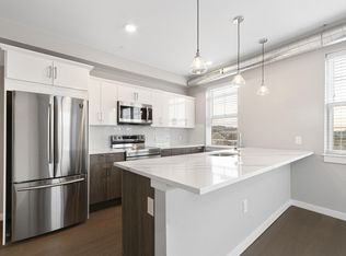 4649 Umbria St #404, Philadelphia, PA 19127