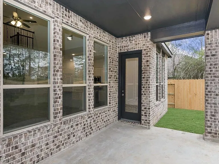 17111 Crimson Crest Dr — Photo 5