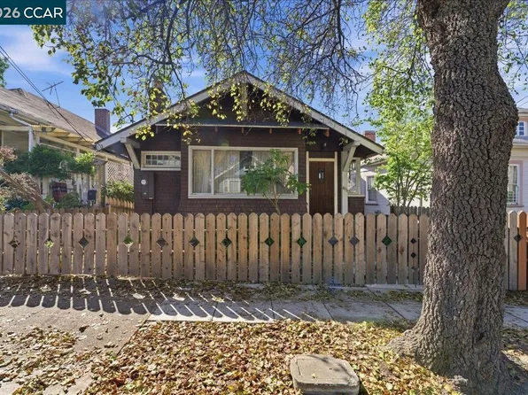 4113 Terrace St, Oakland, CA 94611