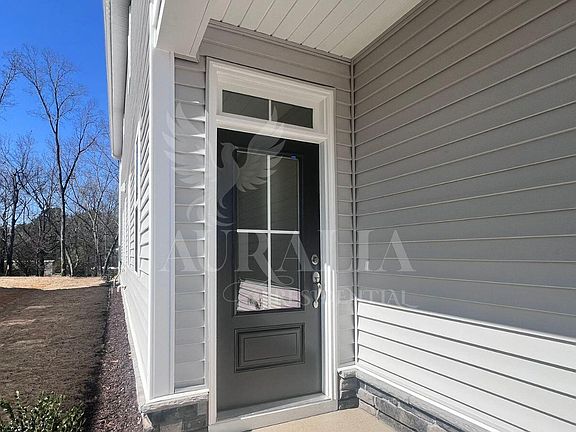 3rd image of 183 Anise Ln