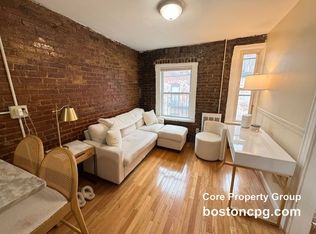 60 N Margin St APT 8, Boston, MA 02113