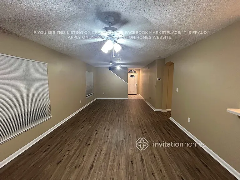 1609 Prowmore Dr — Photo 2