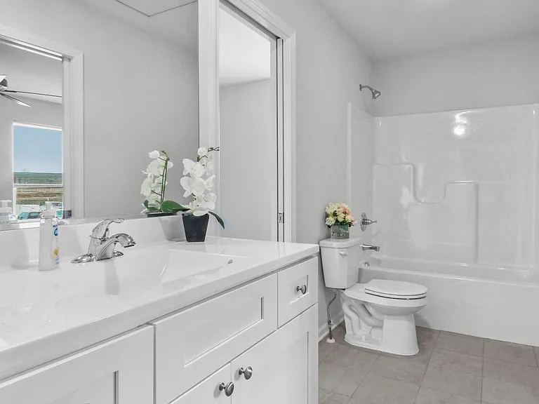 8251 Aviana Ave — Photo 10