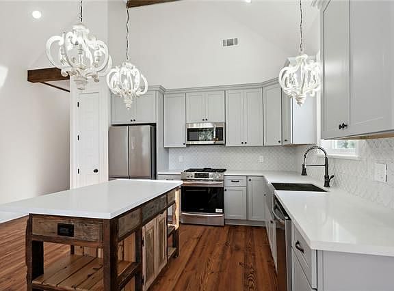 4th image of 2309 Dabadie St