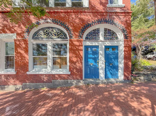 71 Sheridan St #3, Portland, ME 04101