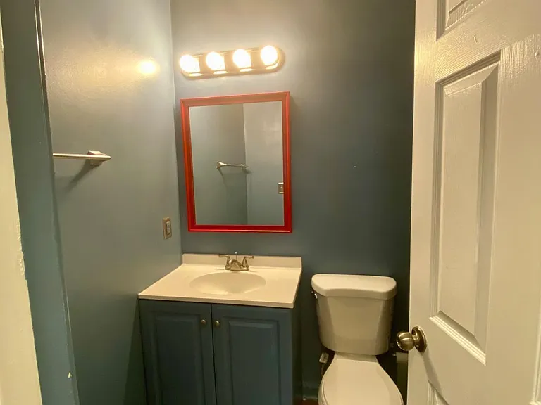 404 Bass St SW — Photo 7