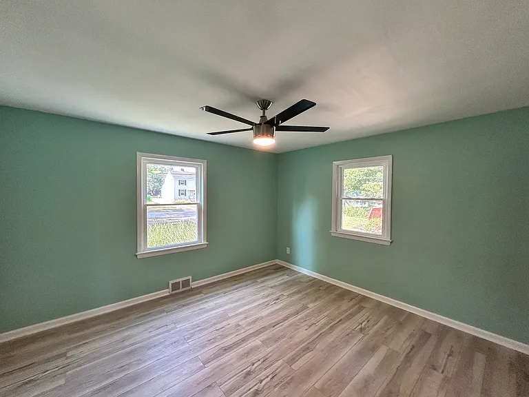 201-203 W Glendale St #203 — Photo 12