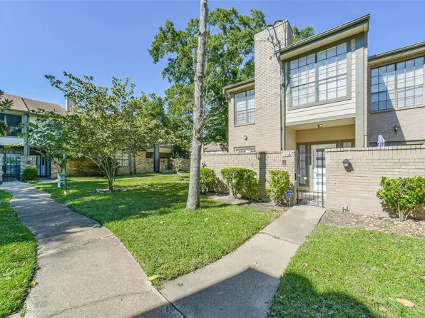 736 Country Place Dr APT A, Houston, TX 77079