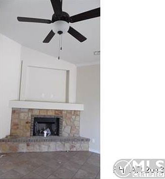 4th image of 1905 Lindsey Dr