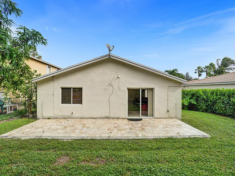 1245 SW 46th Way — Photo 32