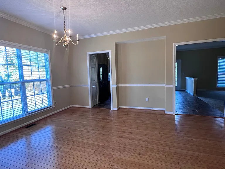 201 Tecumseh Ct — Photo 5