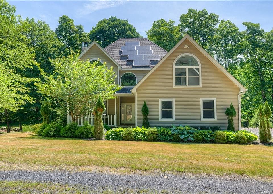 7 Southeast Ct, Wallkill, NY 12589 Zillow