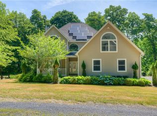 7 Southeast Ct, Wallkill, NY 12589