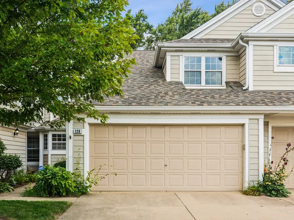 128 Woodstone Dr, Buffalo Grove, IL 60089