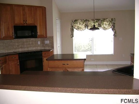 2nd image of 15 Owls Roost Ln E