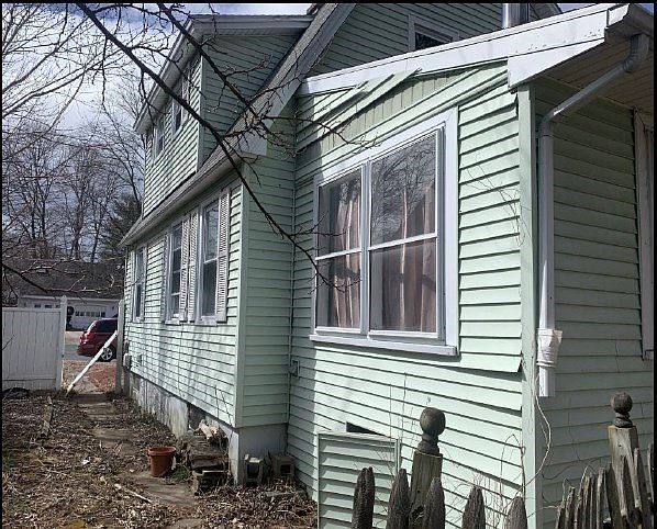 2nd image of 13 Furrow St