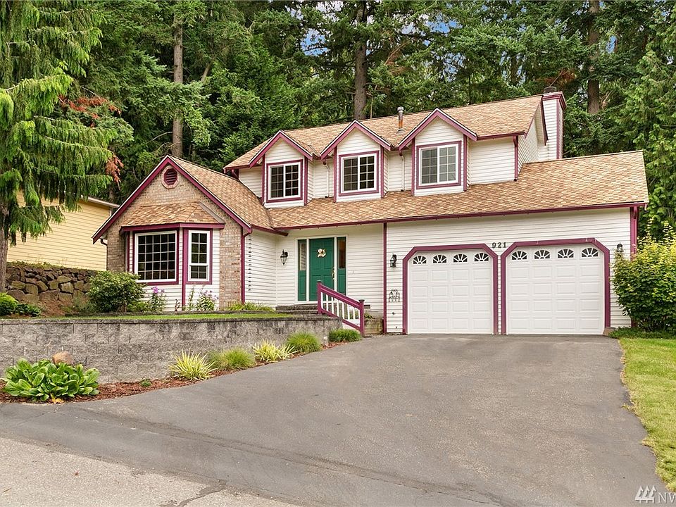 1st image of 921 187th Pl SW
