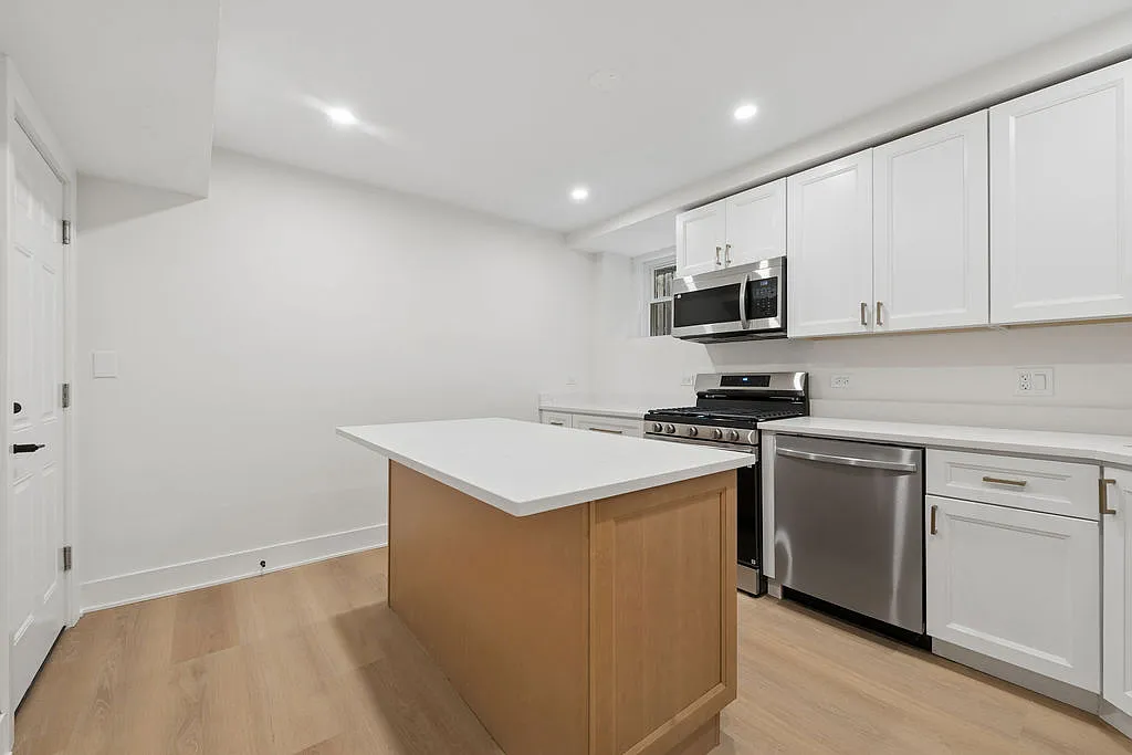 4 bed, 1800 sqft, $5,000 — Photo 4