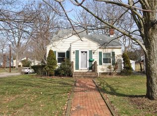 323 Kenilworth Dr, Akron, OH 44313