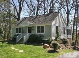 32 Davie Cir, Chapel Hill, NC 27514