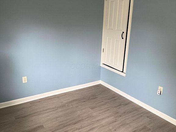 4th image of 812 Kelton Ave