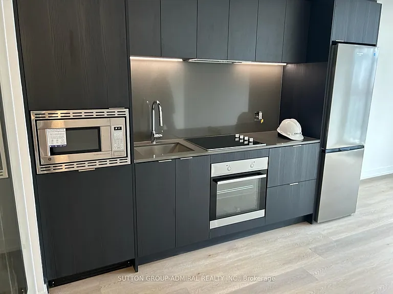 1 Jarvis St #506 — Photo 8
