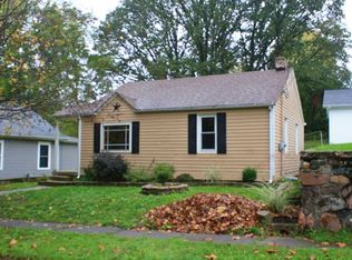 134 S Adams St, Knightstown, IN