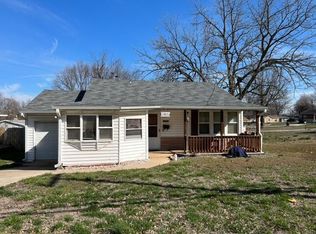 1815 W High St, Springfield, MO 65803