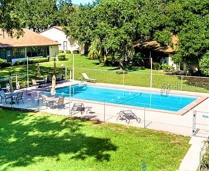 2nd image of 3101 Oak Cir