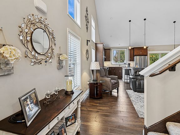 4th image of 539 Sudbury Cir