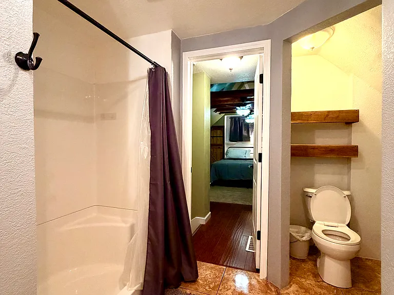 218 Baylor Cir — Photo 17
