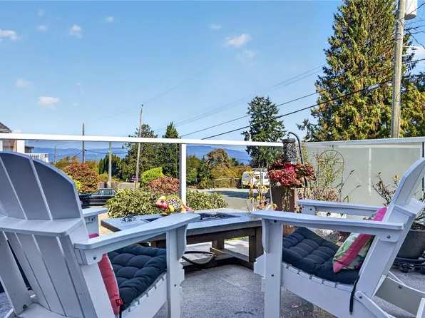 853 Glenhale Cres, Nanaimo, BC V9P 1Z8