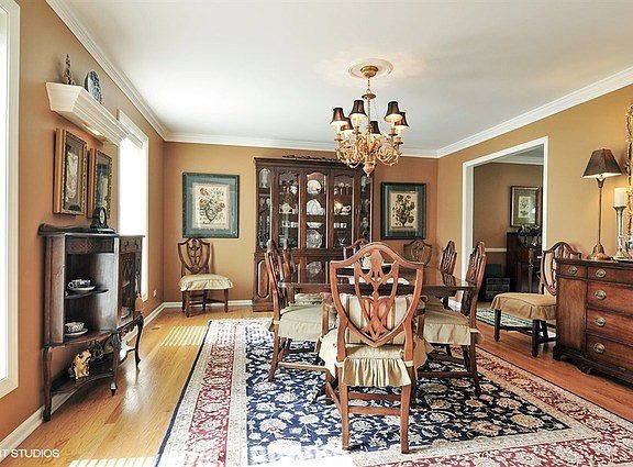 2nd image of 1904 Sprucewood Ct