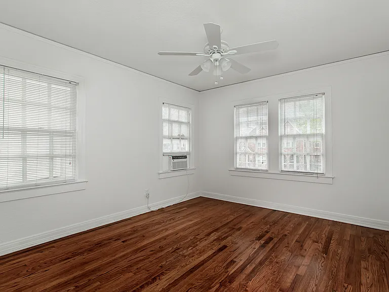 5918 La Vista Dr #3 — Photo 14