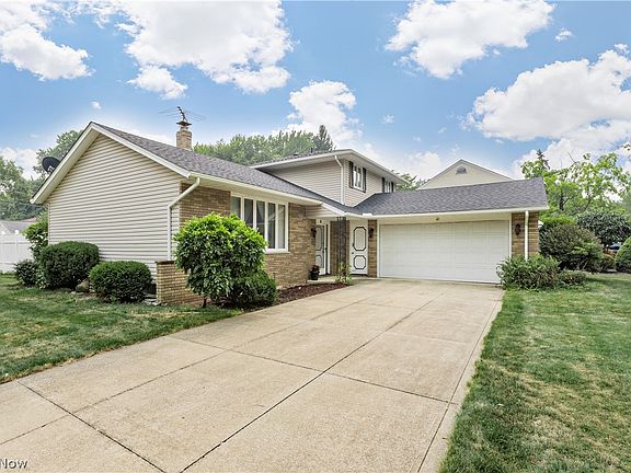 2nd image of 5134 Hickory Dr