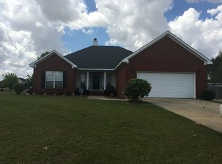 101 Asia Ct, Headland, AL 36345