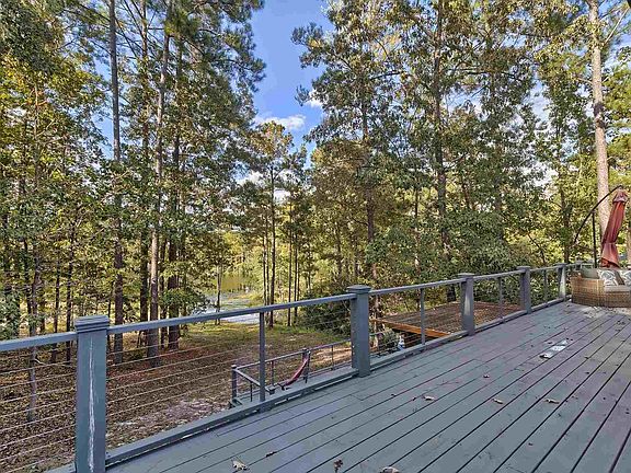 5th image of 3 Heron Pond Ct