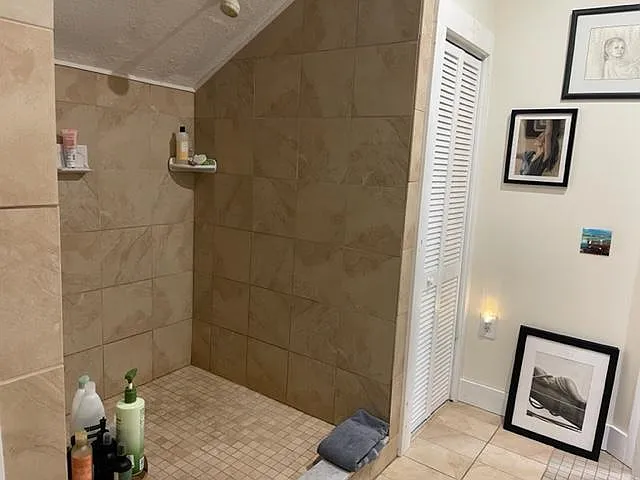 146 Broadway St #1 — Photo 6