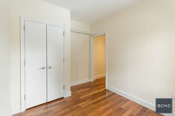 Sold by Bond New York | media 11