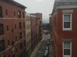 36 Charter St #5R, Boston, MA 02113